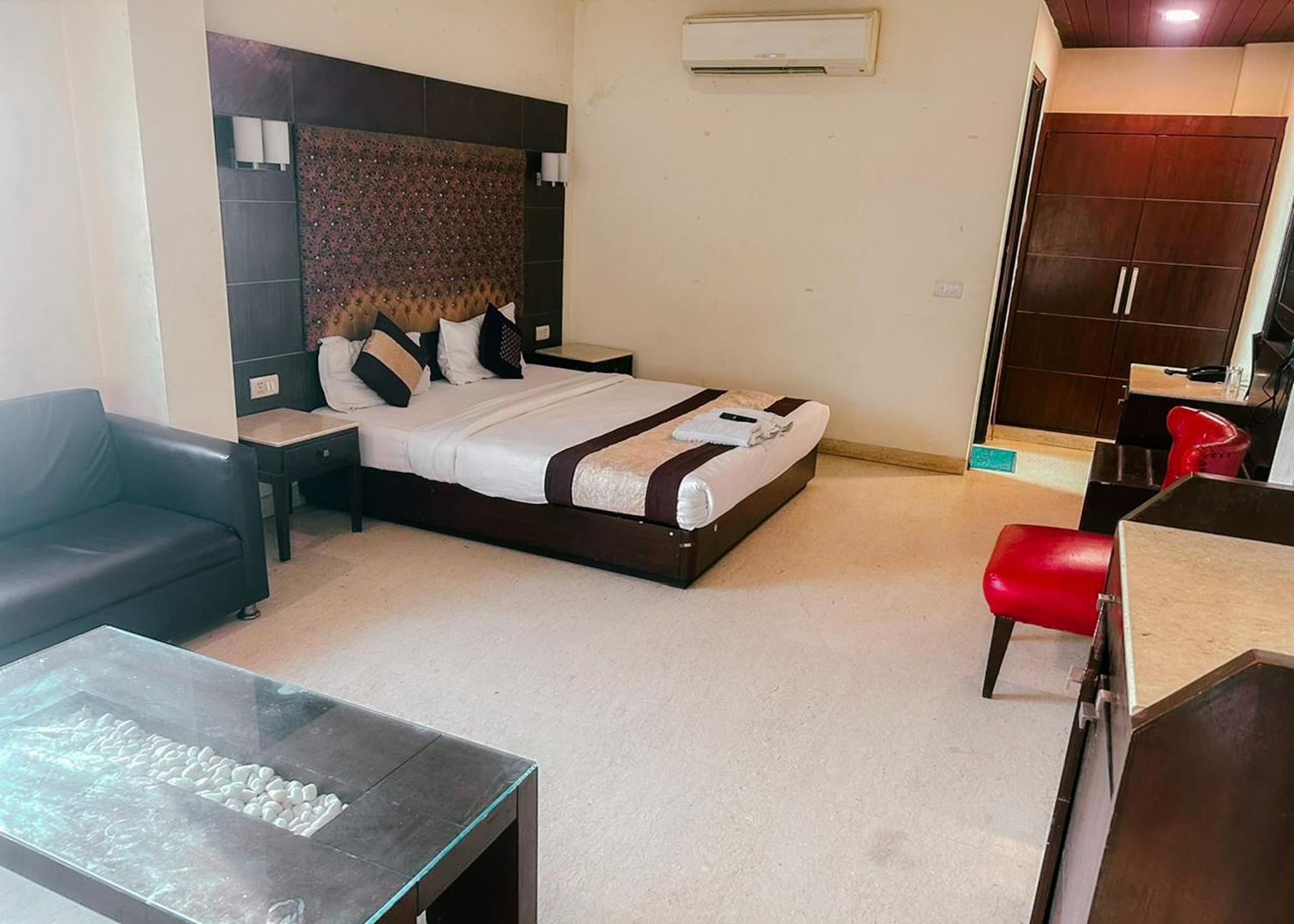 The Metropolis Guest House Near Rk Ashram Metro Station Nowe Delhi Zewnętrze zdjęcie