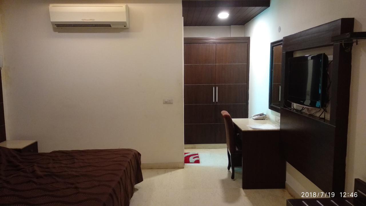 The Metropolis Guest House Near Rk Ashram Metro Station Nowe Delhi Zewnętrze zdjęcie