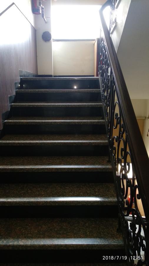 The Metropolis Guest House Near Rk Ashram Metro Station Nowe Delhi Zewnętrze zdjęcie